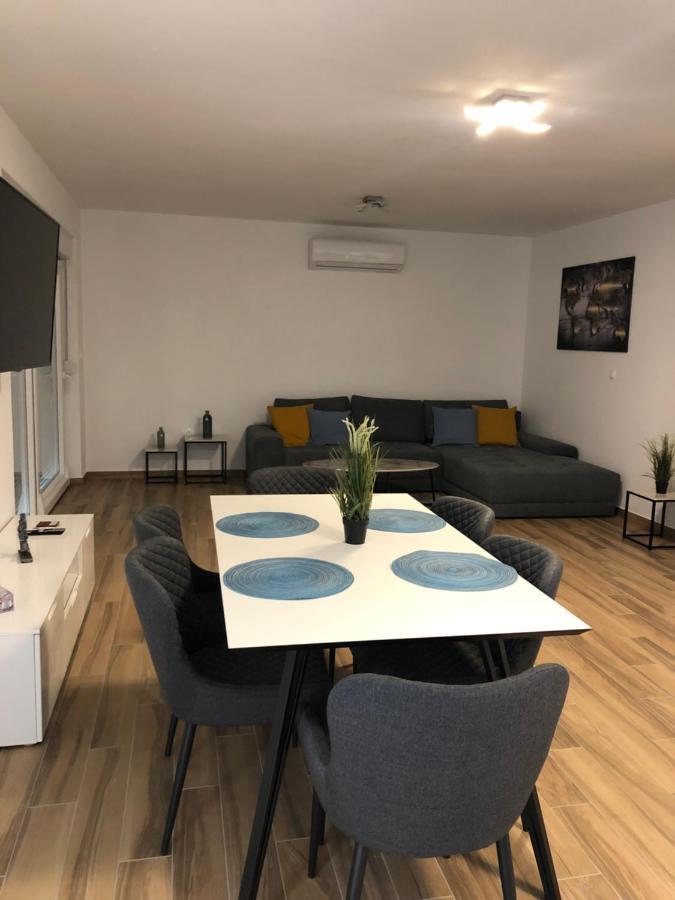 Adria-Appartment-Island-Vir #Sea #Beach #Wifi #Privateparking #Netflix Eksteriør billede
